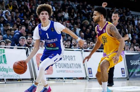 SOURCE SPORTS: LaMelo Ball Offered $100 Million Dollar Sneaker Deal With a Private Jet